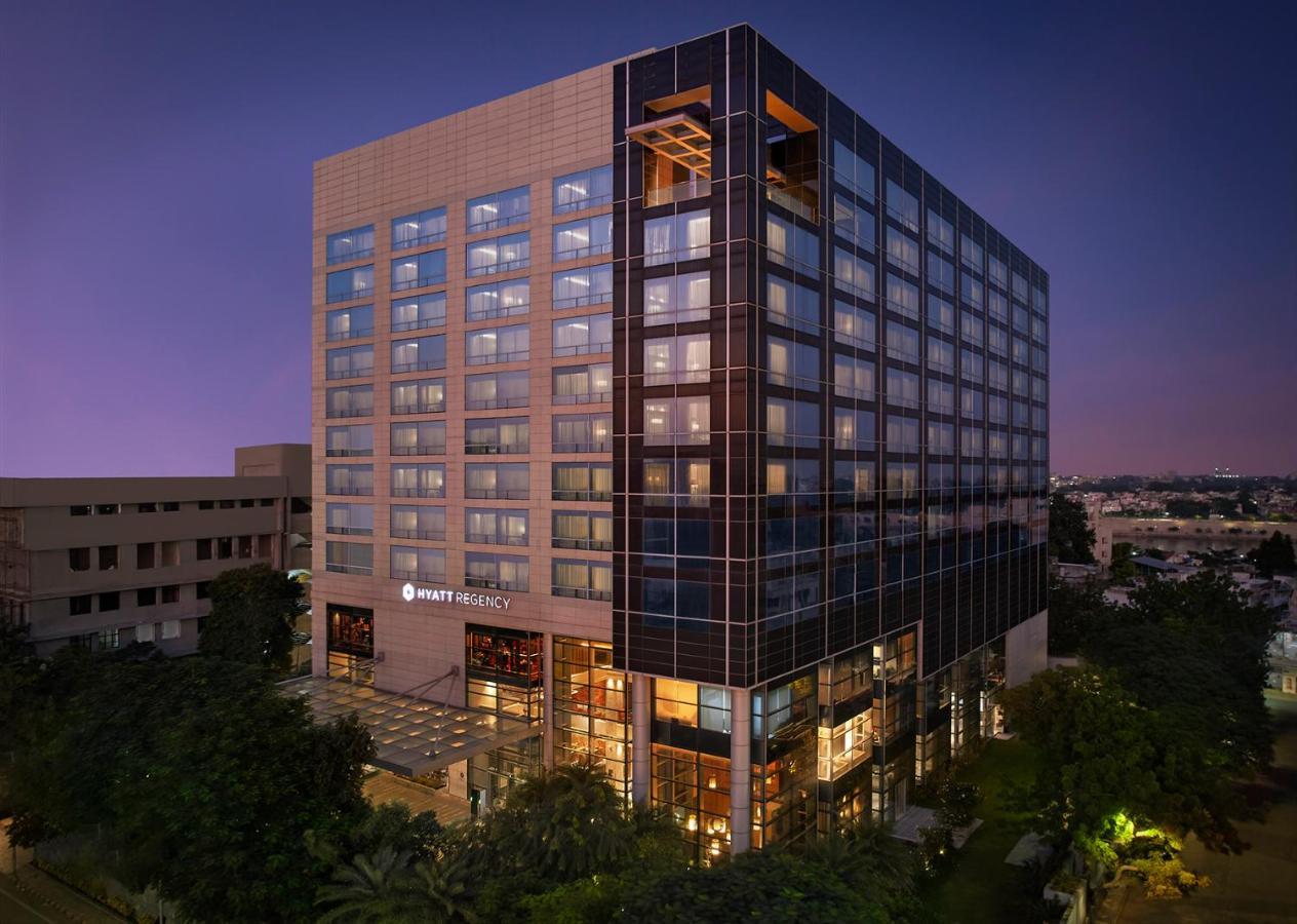 Hyatt Regency Ahmedabad Hotel Exterior photo The Hyatt Regency Hotel in San Francisco